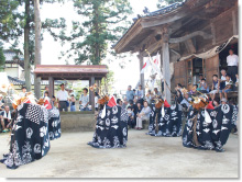 渡前獅子踊り