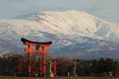 月山と大鳥居