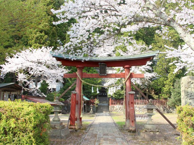 田川八幡神社