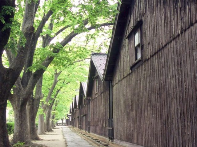 山居倉庫