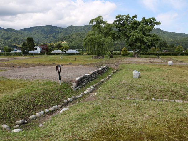 丸岡城跡史跡公園